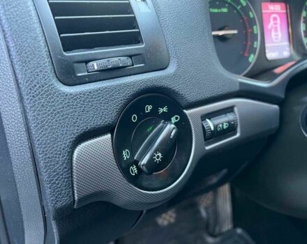 Черный Шкода Октавия, объемом двигателя 2 л и пробегом 307 тыс. км за 6990 $, фото 17 на Automoto.ua