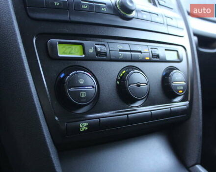 Черный Шкода Октавия, объемом двигателя 1.6 л и пробегом 215 тыс. км за 6390 $, фото 61 на Automoto.ua