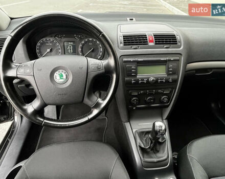 Чорний Шкода Октавія, об'ємом двигуна 1.8 л та пробігом 149 тис. км за 7399 $, фото 47 на Automoto.ua