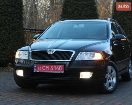 Черный Шкода Октавия, объемом двигателя 1.6 л и пробегом 215 тыс. км за 6390 $, фото 5 на Automoto.ua