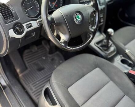 Черный Шкода Октавия, объемом двигателя 1.6 л и пробегом 212 тыс. км за 6999 $, фото 8 на Automoto.ua