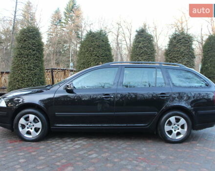 Черный Шкода Октавия, объемом двигателя 1.6 л и пробегом 215 тыс. км за 6390 $, фото 54 на Automoto.ua