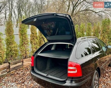 Черный Шкода Октавия, объемом двигателя 1.6 л и пробегом 198 тыс. км за 6700 $, фото 131 на Automoto.ua