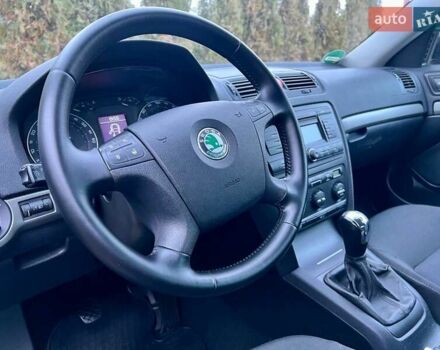 Чорний Шкода Октавія, об'ємом двигуна 1.8 л та пробігом 182 тис. км за 5999 $, фото 103 на Automoto.ua
