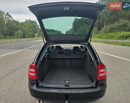Черный Шкода Октавия, объемом двигателя 2 л и пробегом 245 тыс. км за 9199 $, фото 36 на Automoto.ua