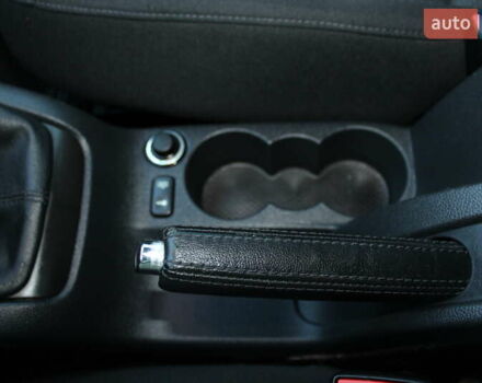 Черный Шкода Октавия, объемом двигателя 1.6 л и пробегом 215 тыс. км за 6390 $, фото 72 на Automoto.ua