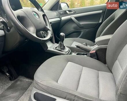 Черный Шкода Октавия, объемом двигателя 1.6 л и пробегом 198 тыс. км за 6700 $, фото 84 на Automoto.ua