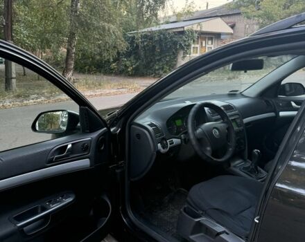 Шкода Октавия 2008 в Славянске на Automoto.ua Черный Шкода Октавия, объемом двигателя 1.9 л и пробегом 300 тыс. км за 3250 $, фото 9 на Automoto.ua