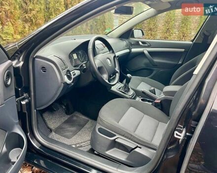 Черный Шкода Октавия, объемом двигателя 1.6 л и пробегом 198 тыс. км за 6700 $, фото 67 на Automoto.ua