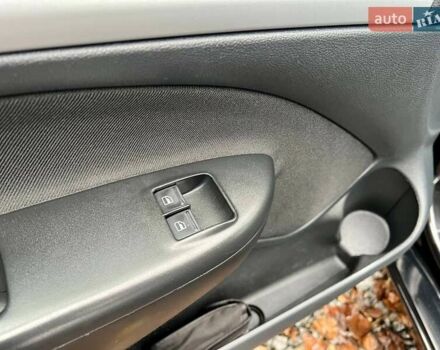 Черный Шкода Октавия, объемом двигателя 1.6 л и пробегом 198 тыс. км за 6700 $, фото 72 на Automoto.ua