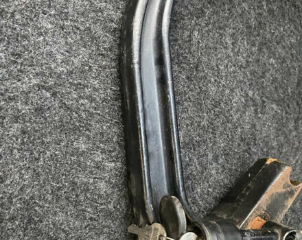 Черный Шкода Октавия, объемом двигателя 1.6 л и пробегом 230 тыс. км за 6800 $, фото 23 на Automoto.ua