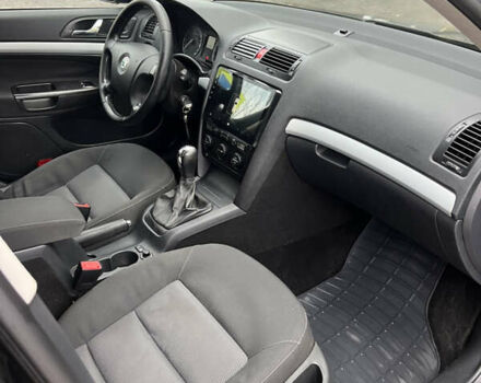 Черный Шкода Октавия, объемом двигателя 1.6 л и пробегом 242 тыс. км за 5500 $, фото 7 на Automoto.ua