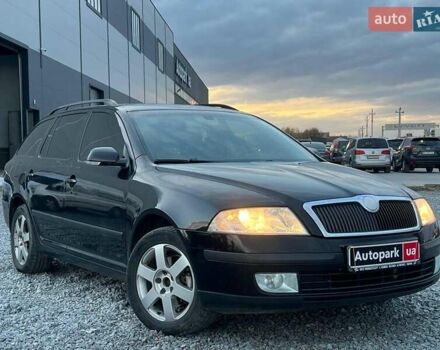 Черный Шкода Октавия, объемом двигателя 2 л и пробегом 307 тыс. км за 6990 $, фото 2 на Automoto.ua