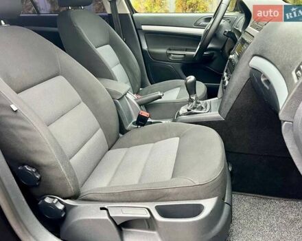 Черный Шкода Октавия, объемом двигателя 1.6 л и пробегом 198 тыс. км за 6700 $, фото 110 на Automoto.ua