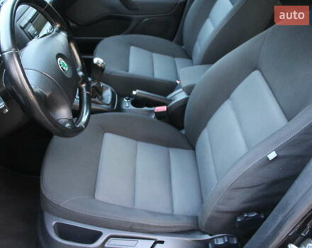 Черный Шкода Октавия, объемом двигателя 1.6 л и пробегом 215 тыс. км за 6390 $, фото 80 на Automoto.ua