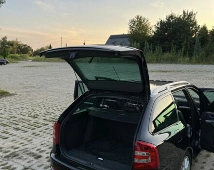 Черный Шкода Октавия, объемом двигателя 1.9 л и пробегом 225 тыс. км за 1900 $, фото 6 на Automoto.ua
