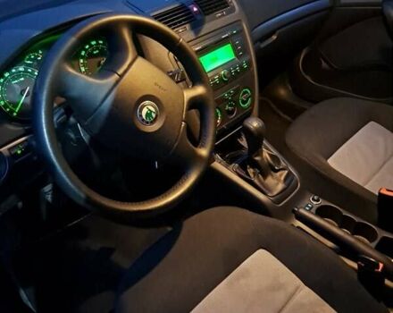 Чорний Шкода Октавія, об'ємом двигуна 1.6 л та пробігом 230 тис. км за 6700 $, фото 2 на Automoto.ua