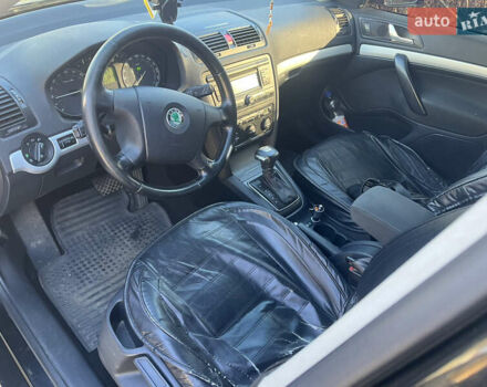 Черный Шкода Октавия, объемом двигателя 1.9 л и пробегом 391 тыс. км за 8450 $, фото 12 на Automoto.ua