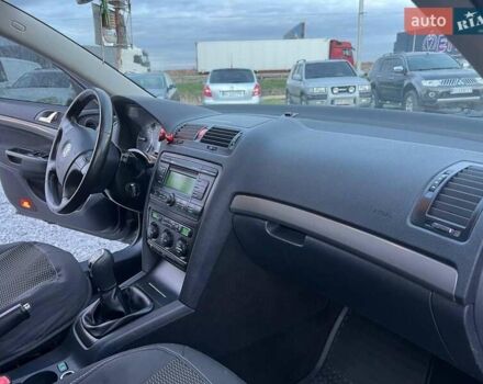 Черный Шкода Октавия, объемом двигателя 2 л и пробегом 307 тыс. км за 6990 $, фото 37 на Automoto.ua