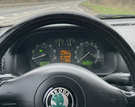 Чорний Шкода Октавія, об'ємом двигуна 1.6 л та пробігом 223 тис. км за 6300 $, фото 10 на Automoto.ua