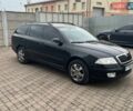 Черный Шкода Октавия, объемом двигателя 1.6 л и пробегом 213 тыс. км за 6900 $, фото 1 на Automoto.ua