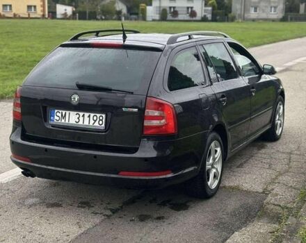 Чорний Шкода Октавія, об'ємом двигуна 2 л та пробігом 214 тис. км за 2100 $, фото 3 на Automoto.ua