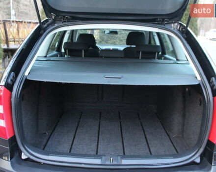 Черный Шкода Октавия, объемом двигателя 1.6 л и пробегом 215 тыс. км за 6390 $, фото 113 на Automoto.ua