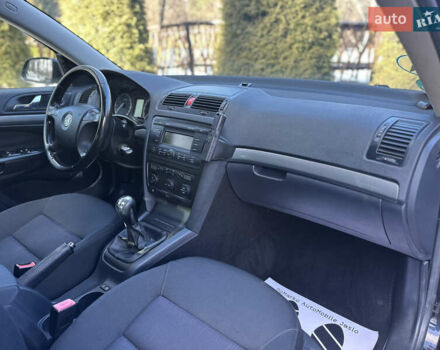Чорний Шкода Октавія, об'ємом двигуна 1.8 л та пробігом 220 тис. км за 6590 $, фото 104 на Automoto.ua