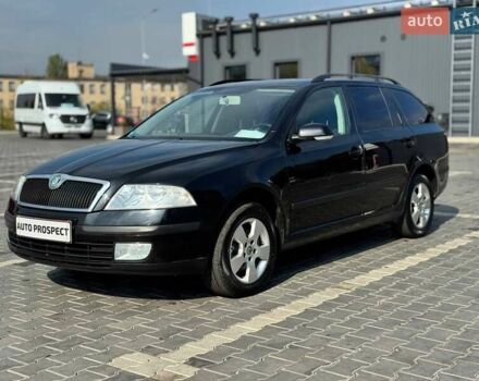 Черный Шкода Октавия, объемом двигателя 1.6 л и пробегом 212 тыс. км за 6999 $, фото 2 на Automoto.ua