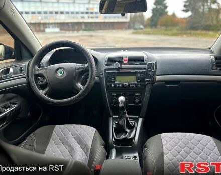 Черный Шкода Октавия, объемом двигателя 2 л и пробегом 270 тыс. км за 6200 $, фото 12 на Automoto.ua