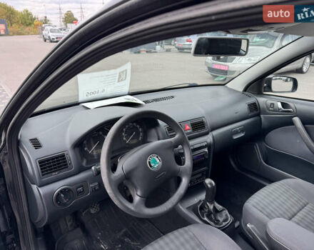 Чорний Шкода Октавія, об'ємом двигуна 1.6 л та пробігом 202 тис. км за 6100 $, фото 10 на Automoto.ua