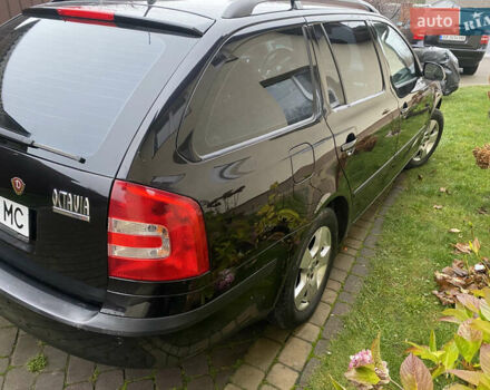 Черный Шкода Октавия, объемом двигателя 1.6 л и пробегом 230 тыс. км за 6800 $, фото 7 на Automoto.ua