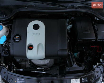 Черный Шкода Октавия, объемом двигателя 1.6 л и пробегом 215 тыс. км за 6390 $, фото 115 на Automoto.ua