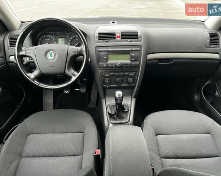 Чорний Шкода Октавія, об'ємом двигуна 1.8 л та пробігом 149 тис. км за 7399 $, фото 48 на Automoto.ua