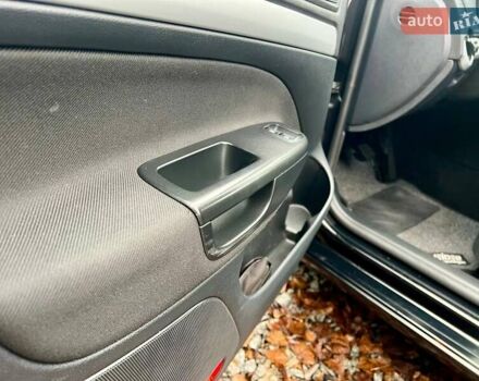 Черный Шкода Октавия, объемом двигателя 1.6 л и пробегом 198 тыс. км за 6700 $, фото 73 на Automoto.ua