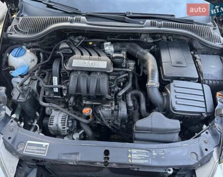 Чорний Шкода Октавія, об'ємом двигуна 1.6 л та пробігом 239 тис. км за 7800 $, фото 3 на Automoto.ua