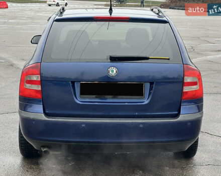 Черный Шкода Октавия, объемом двигателя 1.6 л и пробегом 246 тыс. км за 5500 $, фото 5 на Automoto.ua