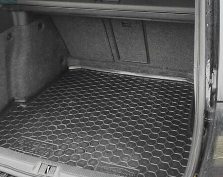 Черный Шкода Октавия, объемом двигателя 2.01 л и пробегом 302 тыс. км за 7200 $, фото 11 на Automoto.ua