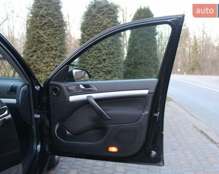 Черный Шкода Октавия, объемом двигателя 1.6 л и пробегом 215 тыс. км за 6390 $, фото 108 на Automoto.ua