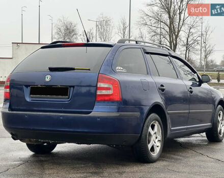 Черный Шкода Октавия, объемом двигателя 1.6 л и пробегом 246 тыс. км за 5500 $, фото 4 на Automoto.ua