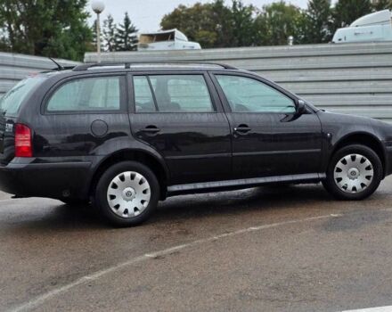 Черный Шкода Октавия, объемом двигателя 1.6 л и пробегом 238 тыс. км за 5500 $, фото 3 на Automoto.ua