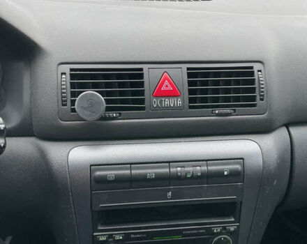 Чорний Шкода Октавія, об'ємом двигуна 1.6 л та пробігом 223 тис. км за 6300 $, фото 11 на Automoto.ua