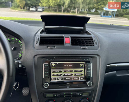 Чорний Шкода Октавія, об'ємом двигуна 1.8 л та пробігом 212 тис. км за 7750 $, фото 36 на Automoto.ua