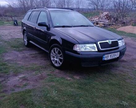 Черный Шкода Октавия, объемом двигателя 1.6 л и пробегом 193 тыс. км за 5700 $, фото 10 на Automoto.ua