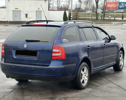 Черный Шкода Октавия, объемом двигателя 1.6 л и пробегом 246 тыс. км за 5500 $, фото 3 на Automoto.ua