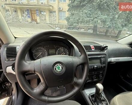 Чорний Шкода Октавія, об'ємом двигуна 2 л та пробігом 338 тис. км за 7300 $, фото 9 на Automoto.ua