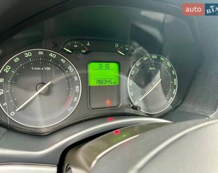 Черный Шкода Октавия, объемом двигателя 1.6 л и пробегом 198 тыс. км за 6700 $, фото 76 на Automoto.ua