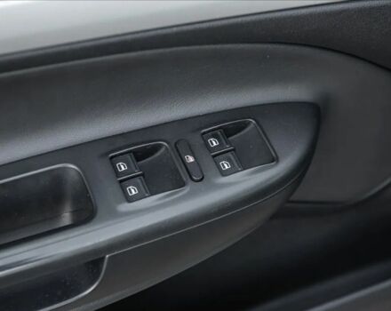 Черный Шкода Октавия, объемом двигателя 2 л и пробегом 197 тыс. км за 1700 $, фото 8 на Automoto.ua