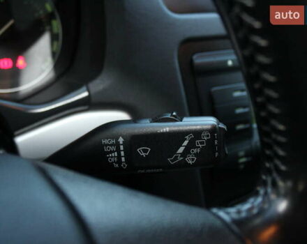 Черный Шкода Октавия, объемом двигателя 1.6 л и пробегом 215 тыс. км за 6390 $, фото 70 на Automoto.ua