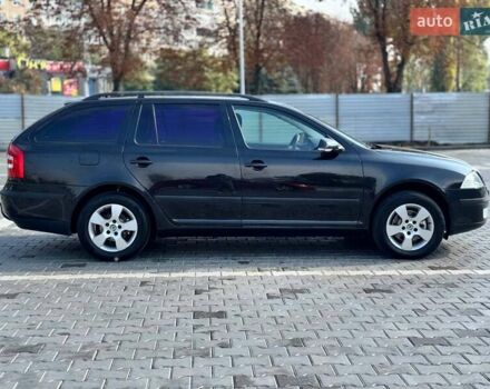Черный Шкода Октавия, объемом двигателя 1.6 л и пробегом 212 тыс. км за 6999 $, фото 6 на Automoto.ua